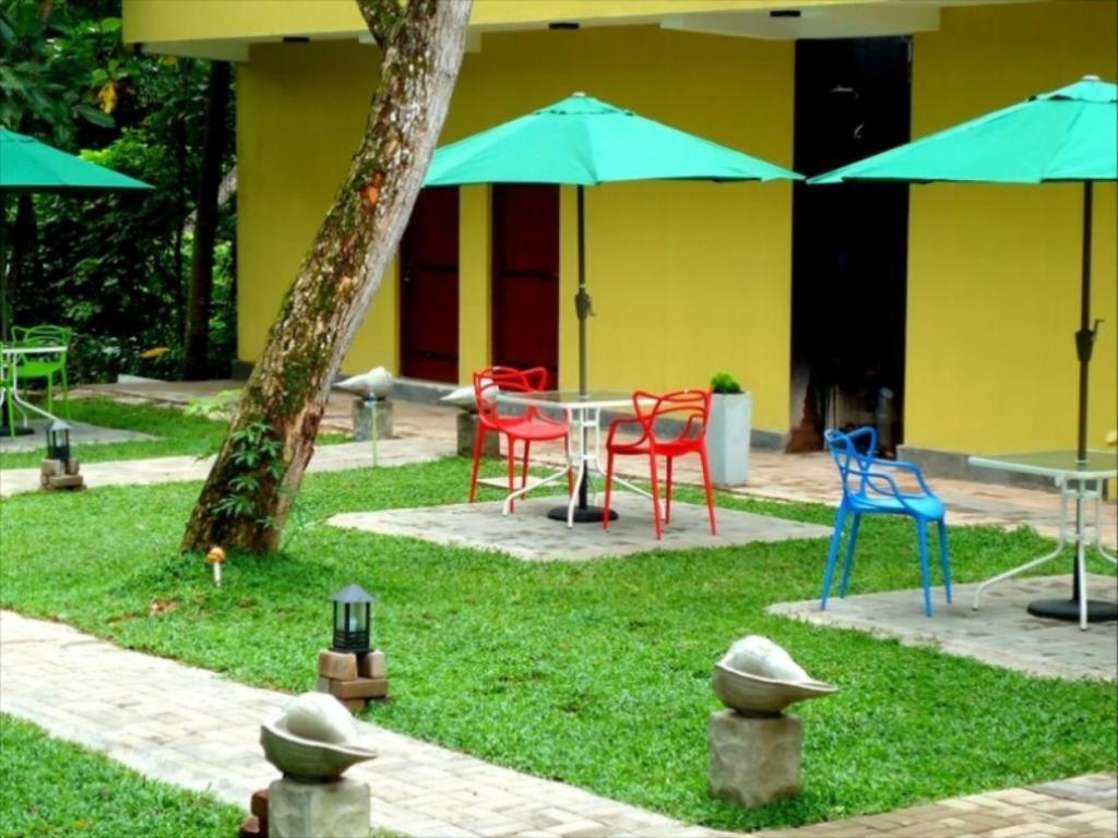 Bridge Hotel Negombo Kimbulapitiya Exterior foto